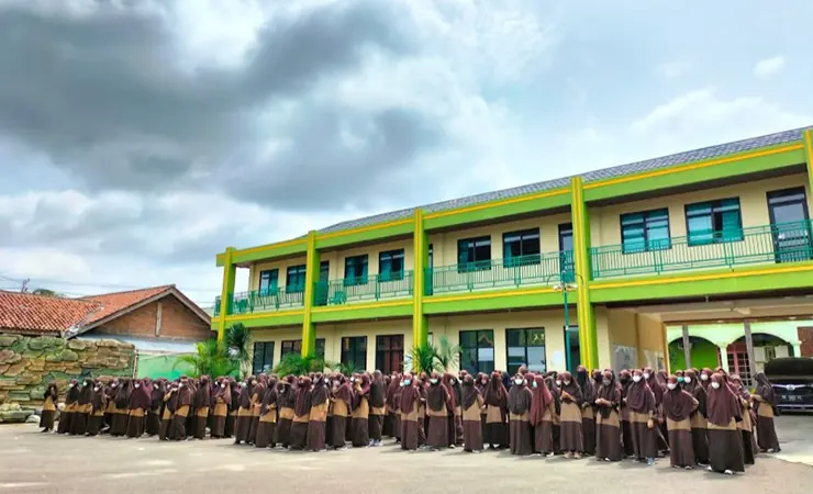 Rincian Biaya Pondok Pesantren Darul Huffaz