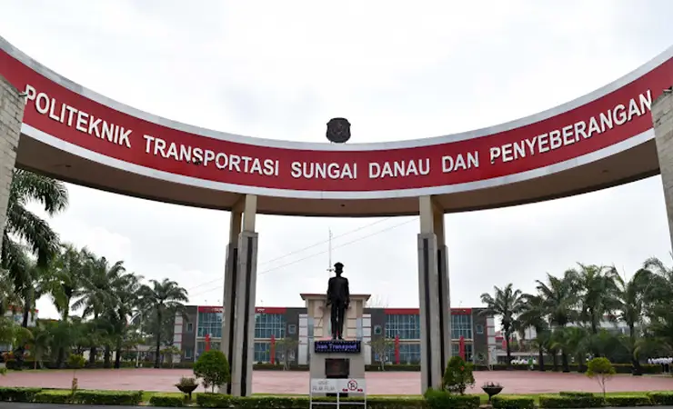 GEDUNG Poltektrans SDP Palembang