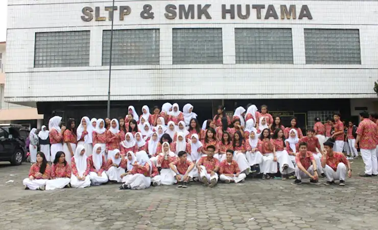 Profil SMK Hutama Pondok Gede